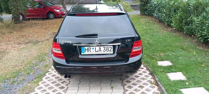Second-hand Mercedes 200 2013 Negru Break