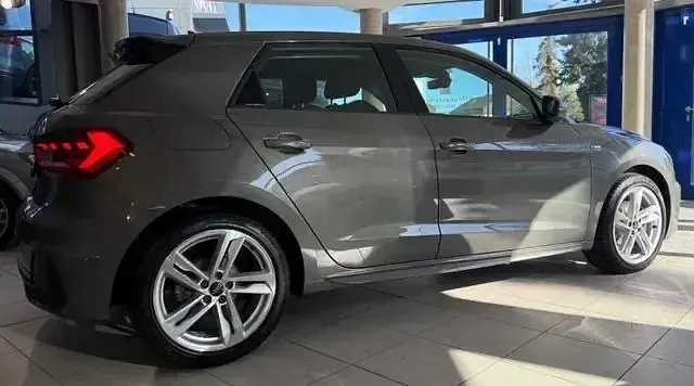 Gebraucht Audi A1 Sportback S-Line 150 PS (110 kW) 2021 Grau Kleinwagen