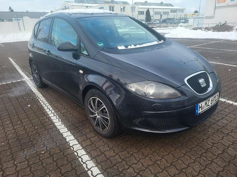 Schwarz Gebraucht 2006 Seat Altea Reference Limousine | 1.799 € (Fairer Preis) - Bild 1/4