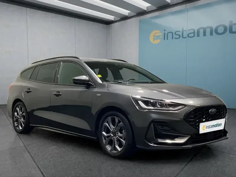Gebraucht Ford Focus 116 PS (85 kW) 2024 Grau Kombi