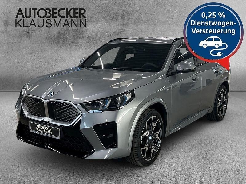 Schwarz Gebraucht 2024 BMW iX2 M Sport SUV | 50.700 € (Fairer Preis) - Bild 1/4