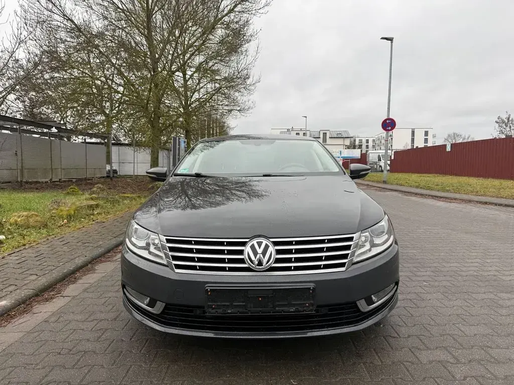 Second-hand VW Passat 150 CP (110 kW) 2015 Gri Berlinǎ