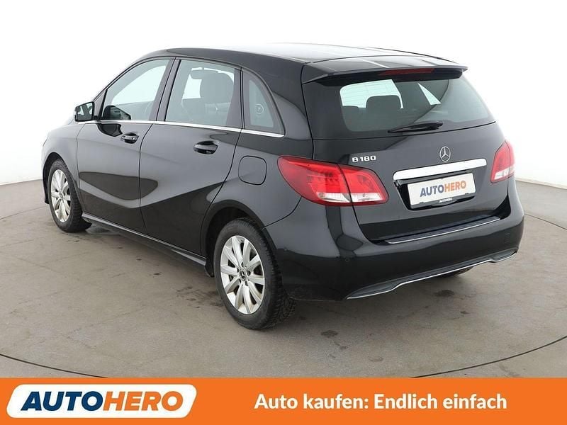 Gebraucht Mercedes B180 Urban 122 PS (89 kW) 2018 Schwarz Van / Kleinbus