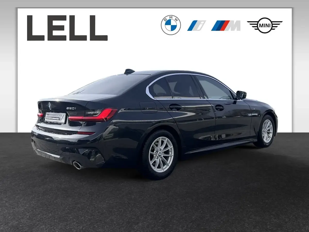 Gebraucht BMW 320 M Sport 184 PS (135 kW) 2022 Schwarz Limousine