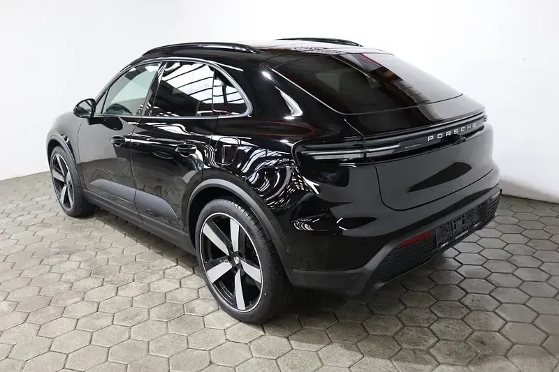 Gebraucht Porsche Macan Chrono 300 kW (408 PS) 2026 SUV