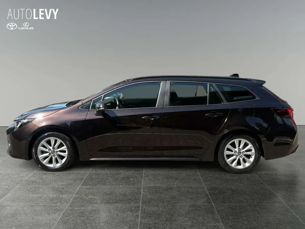 Gebraucht Toyota Corolla 140 PS (102 kW) 2023 Schwarz Kombi