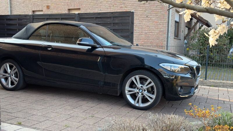 Schwarz Gebraucht 2016 BMW 218 Advantage Cabrio | 19.500 € (Fairer Preis) - Bild 1/4