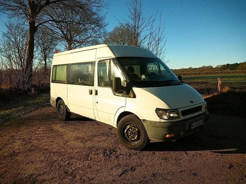 Weiß Gebraucht 2002 Ford Transit Tourneo Van / Kleinbus | 5.700 € - Bild 1/4