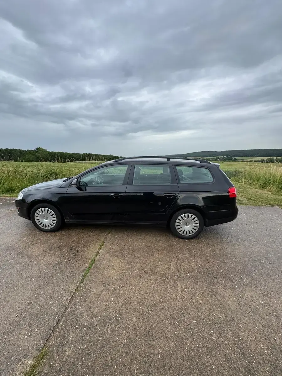 Gebraucht VW Passat 105 PS (77 kW) 2007 Schwarz Kombi