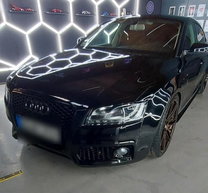 Schwarz Gebraucht 2010 Audi A5 Sportback S-Line Limousine | 17.000 € - Bild 1/4