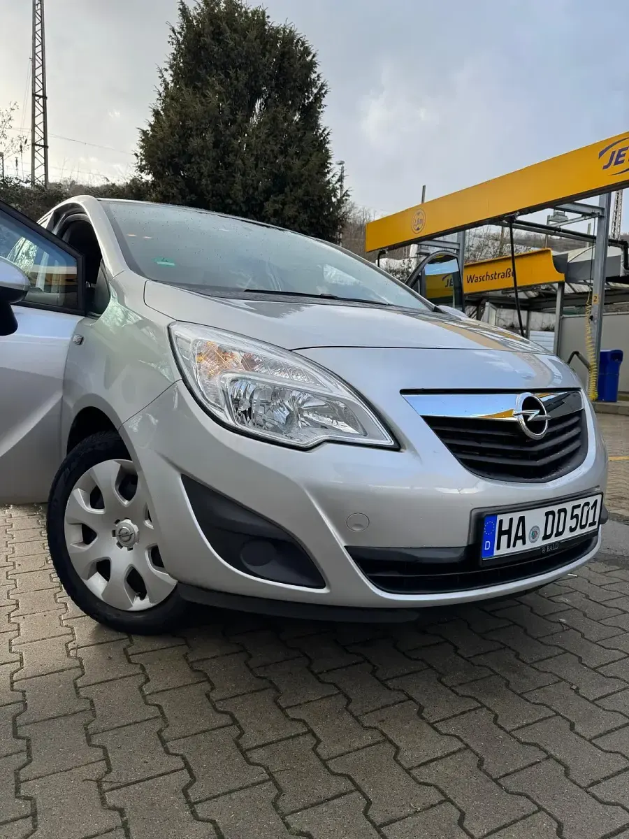 Używany Opel Meriva 105 KM (77 kW) 2010 Szary Minivan