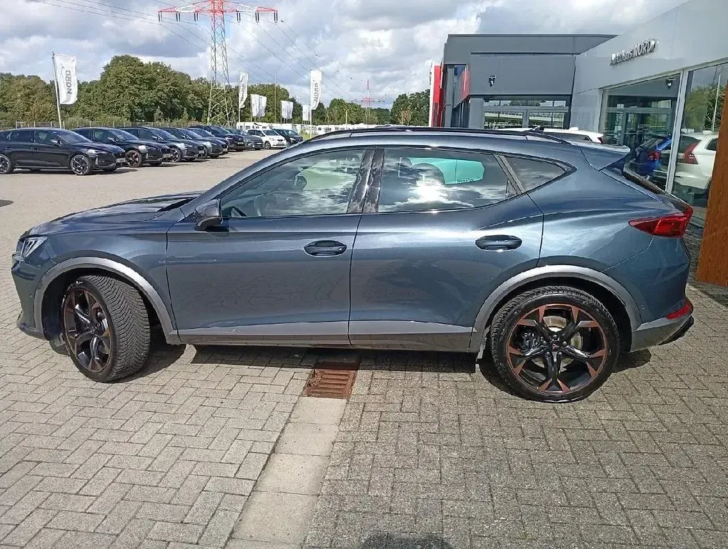 Używany Cupra Formentor VZ 310 KM (228 kW) 2024 Szary SUV