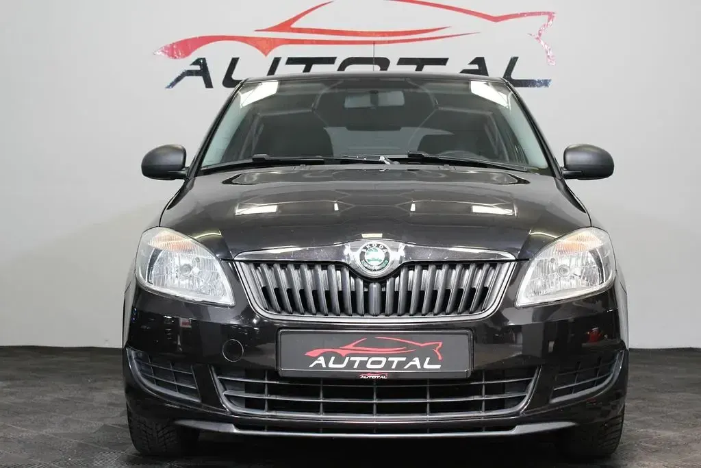 Gebraucht Skoda Fabia Classic 60 PS (44 kW) 2011 Schwarz Limousine