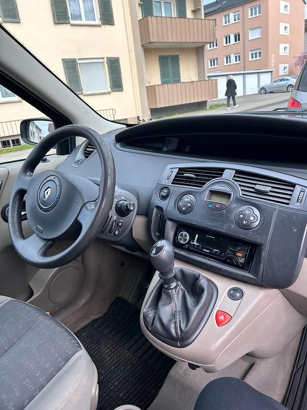 Blau Gebraucht 2005 Renault Scénic II Van / Kleinbus | 1.650 € - Bild 1/4