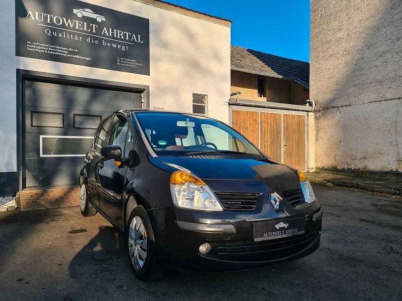 Second-hand Renault Modus 75 CP (55 kW) 2006 Negru Monovolum
