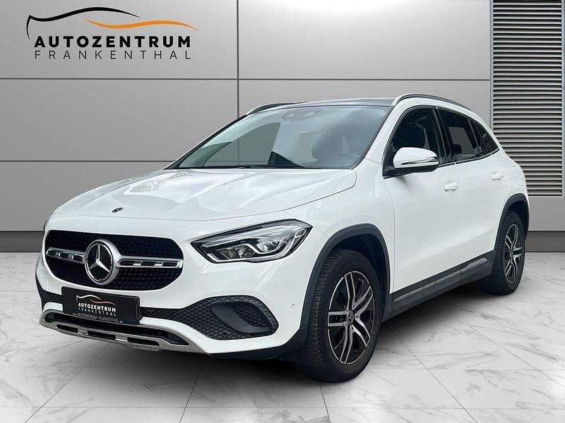 Polarweiss unilack Gebraucht 2020 Mercedes GLA200 SUV | 29.990 € (Guter Preis) - Bild 1/4