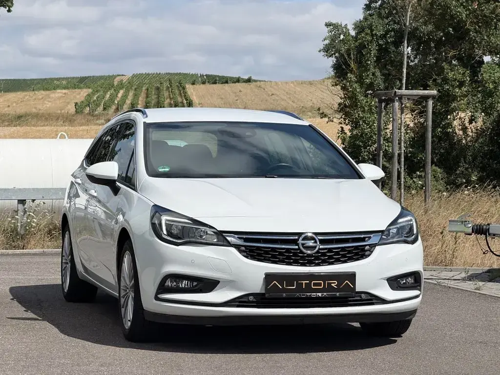 Gebraucht Opel Astra Dynamic 150 PS (110 kW) 2017 Weiß Kombi