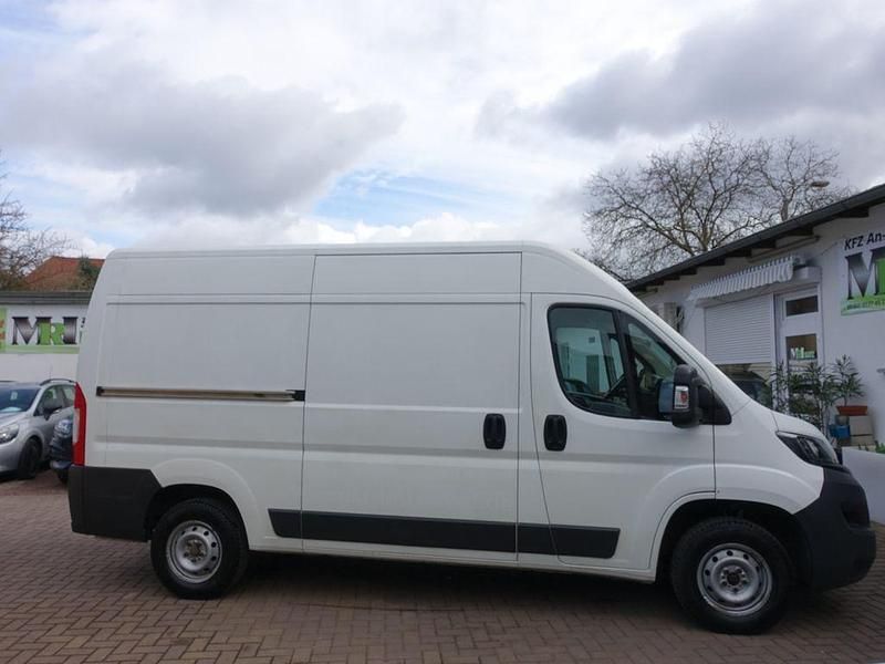 Gebraucht Peugeot Boxer 131 PS (96 kW) 2016 Weiß Van