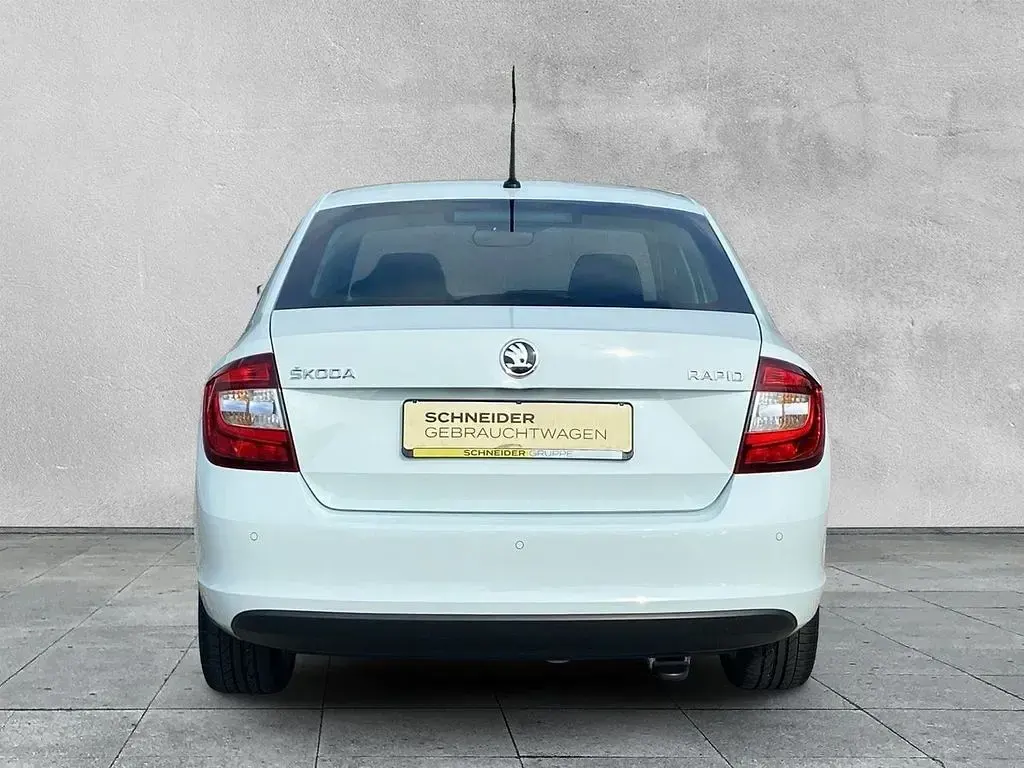 Gebraucht Skoda Rapid Clever 110 PS (80 kW) 2019 Weiß Kleinwagen