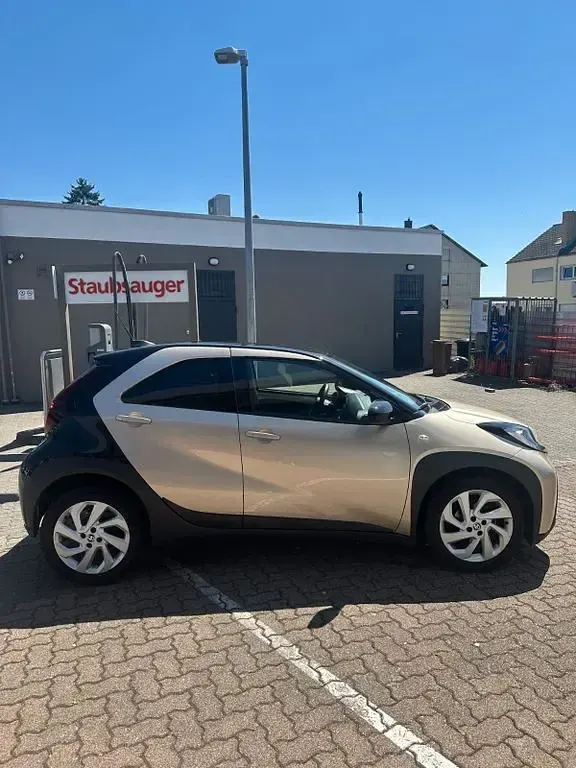 Gebraucht Toyota Aygo X Pulse 72 PS (52 kW) 2022 SUV