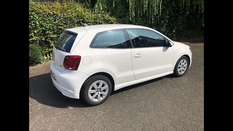 Weiß Gebraucht 2014 VW Polo Kleinwagen | 3.800 € (Superpreis) - Bild 1/3