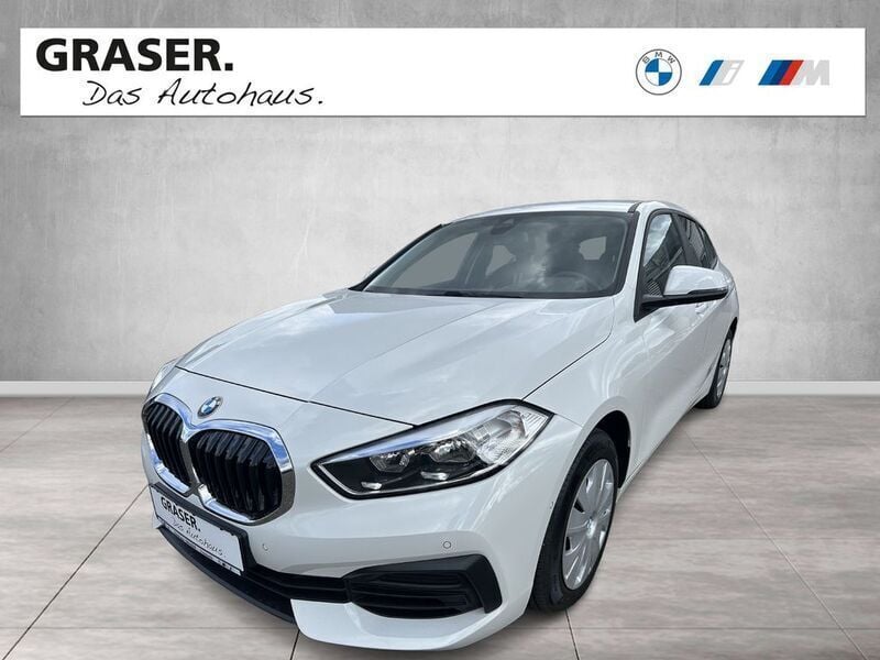Weiß Gebraucht 2022 BMW 116 Sport Line Kleinwagen | 19.900 € (Fairer Preis) - Bild 1/4