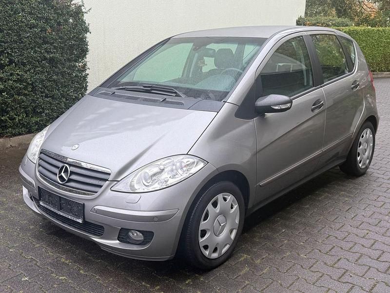 Grau Gebraucht 2007 Mercedes A200 Limousine | 6.998 € (Fairer Preis) - Bild 1/4