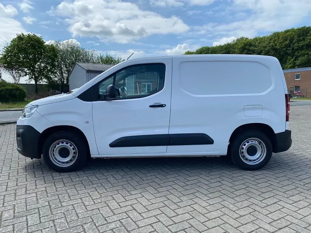 Gebraucht Citroën Berlingo 110 PS (80 kW) 2019 Weiß Van / Kleinbus