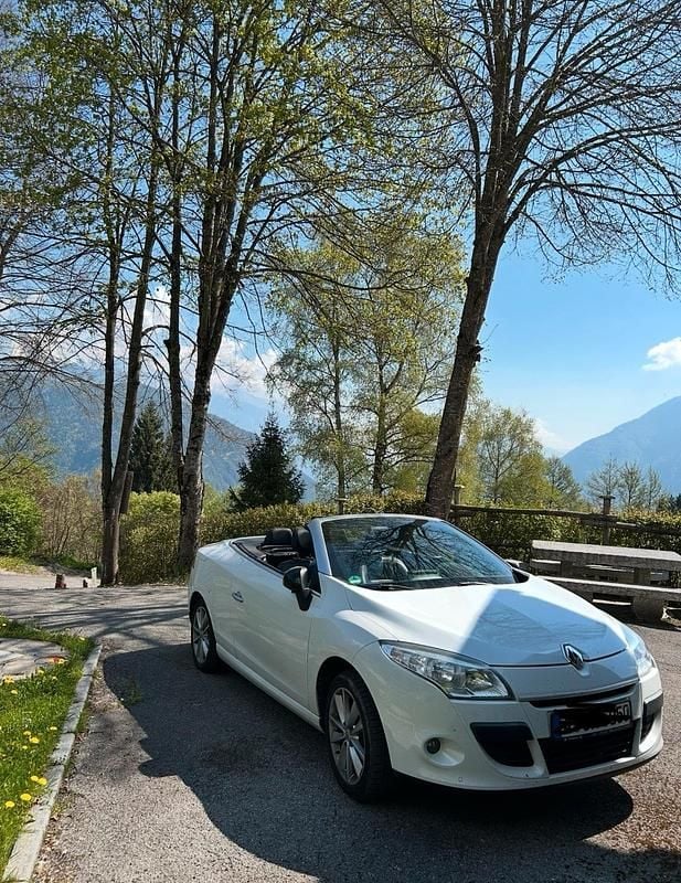 Gebraucht Renault Mégane Cabriolet 131 PS (96 kW) 2010 Weiß Cabrio