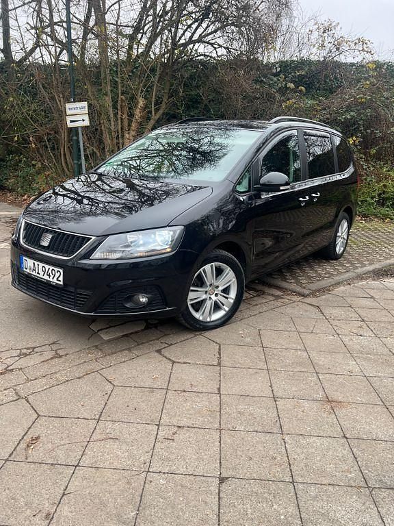 Schwarz Gebraucht 2013 Seat Alhambra Style Van / Kleinbus | 10.500 € (Fairer Preis) - Bild 1/4