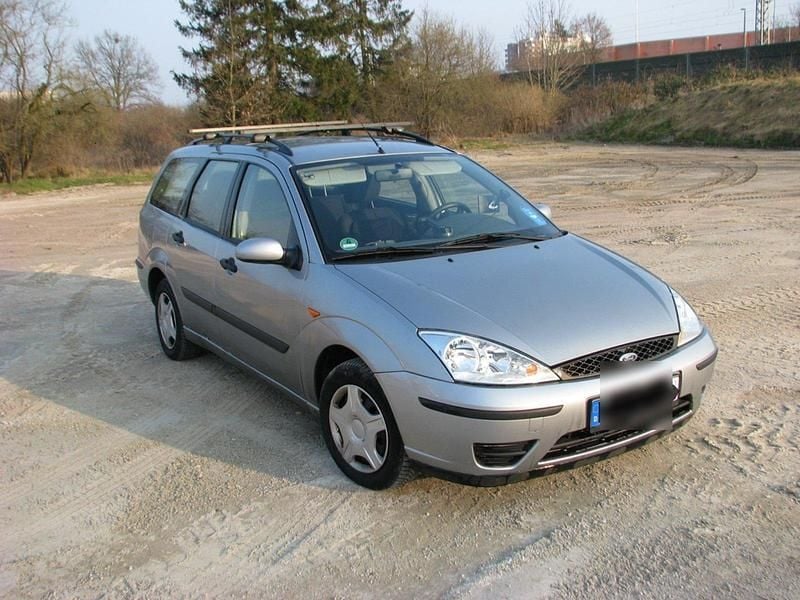 Silber Gebraucht 2003 Ford Focus Kombi | 1.399 € (Fairer Preis) - Bild 1/4