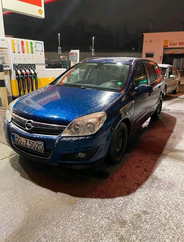 Usata Opel Astra 2008 Blu Station wagon