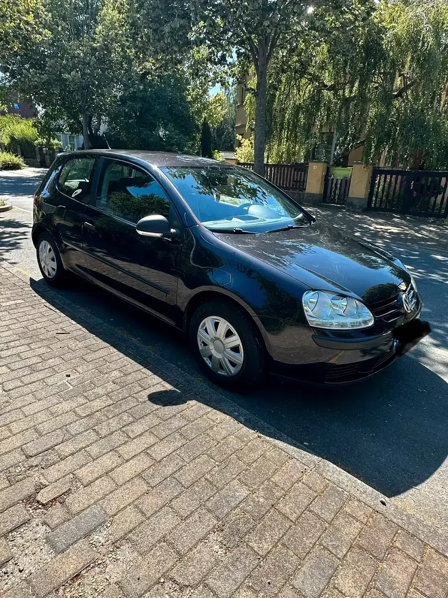 Gebraucht VW Golf V 80 PS (58 kW) 2008 Schwarz Kleinwagen