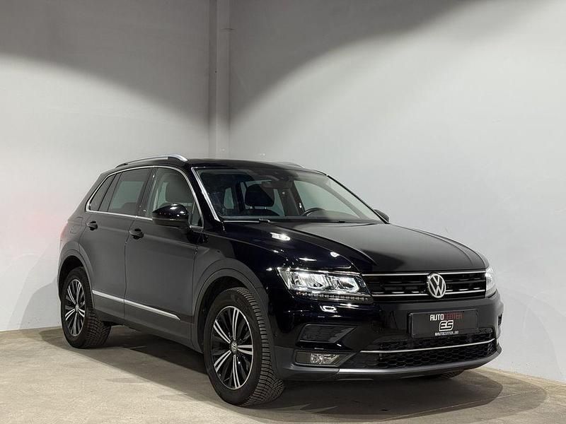 Deep black Gebraucht 2019 VW Tiguan Highline SUV | 24.490 € (Guter Preis) - Bild 1/4