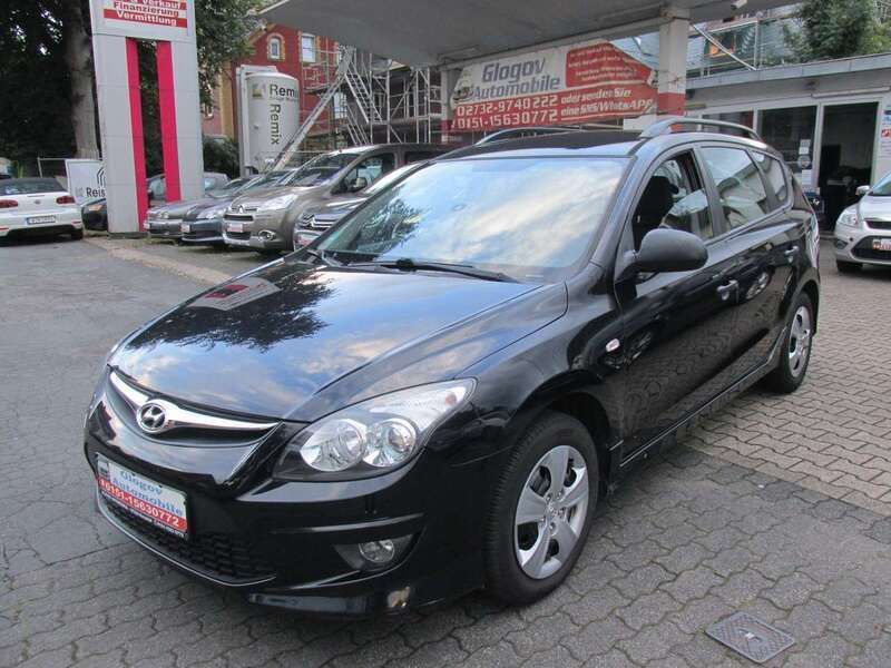 Stone black Gebraucht 2012 Hyundai i30 Classic Kombi | 3.950 € (Guter Preis) - Bild 1/4