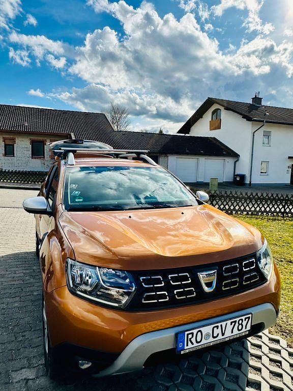 Gebraucht Dacia Duster Comfort 114 PS (83 kW) 2018 Orange SUV