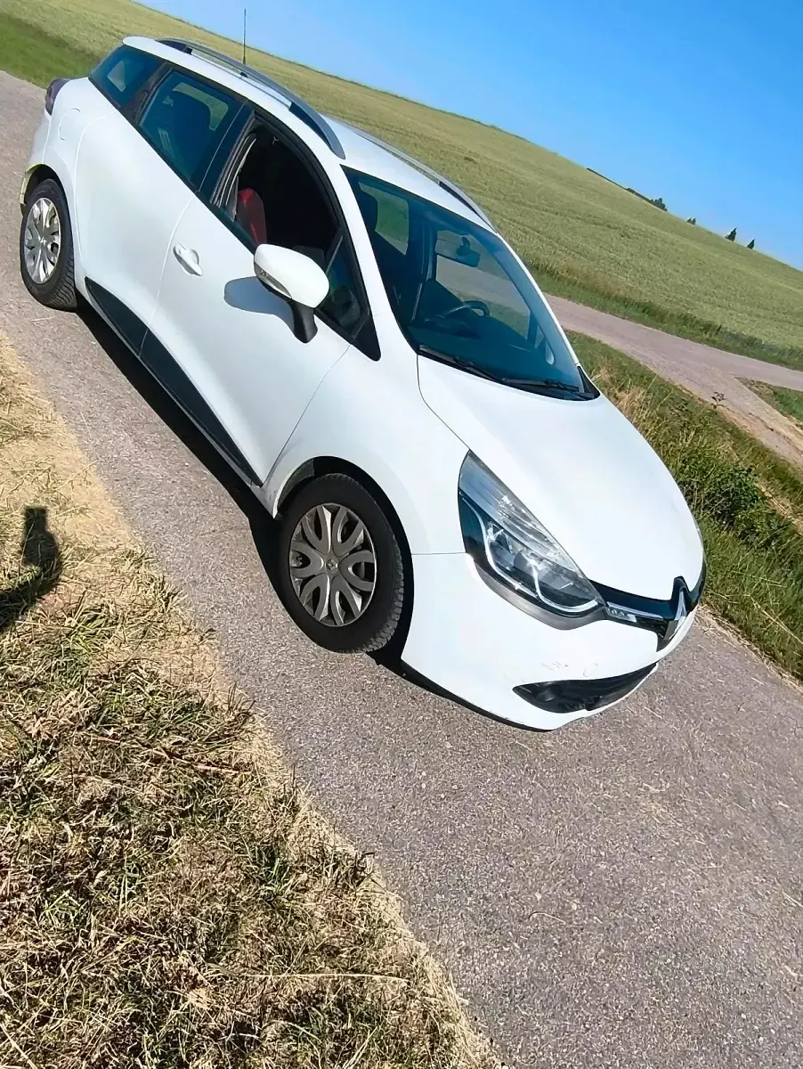 Gebraucht Renault Clio 85 PS (62 kW) 2015 Weiß Kombi