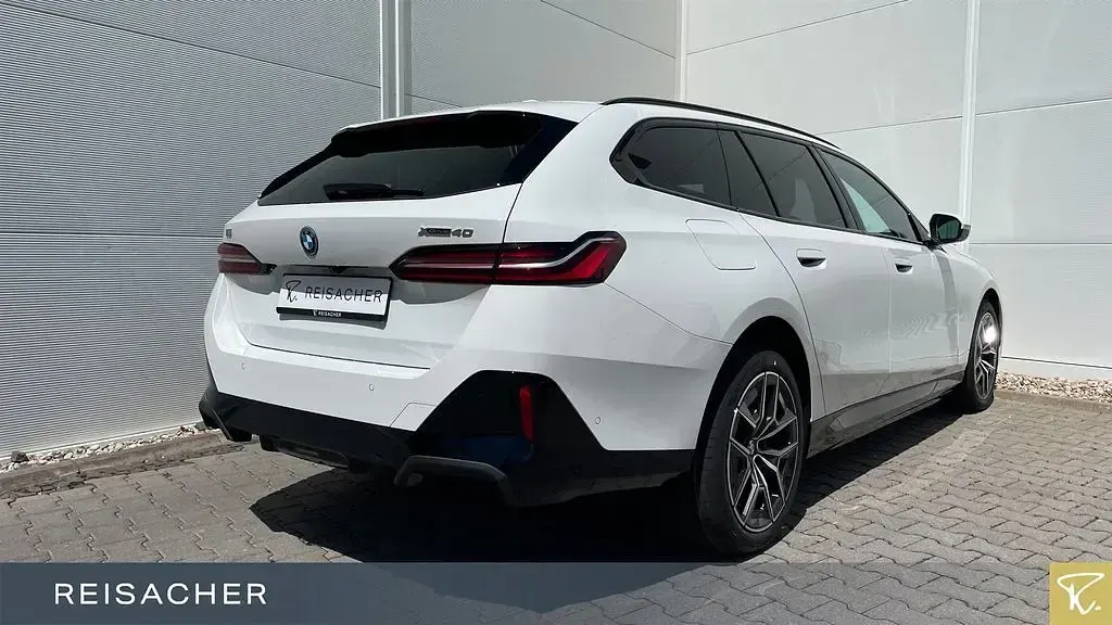 Gebraucht BMW i5 M Sport 289 kW (394 PS) 2026 Weiß Kombi