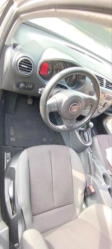 Second-hand Seat Leon 102 CP (75 kW) 2008 Alb Hatchback