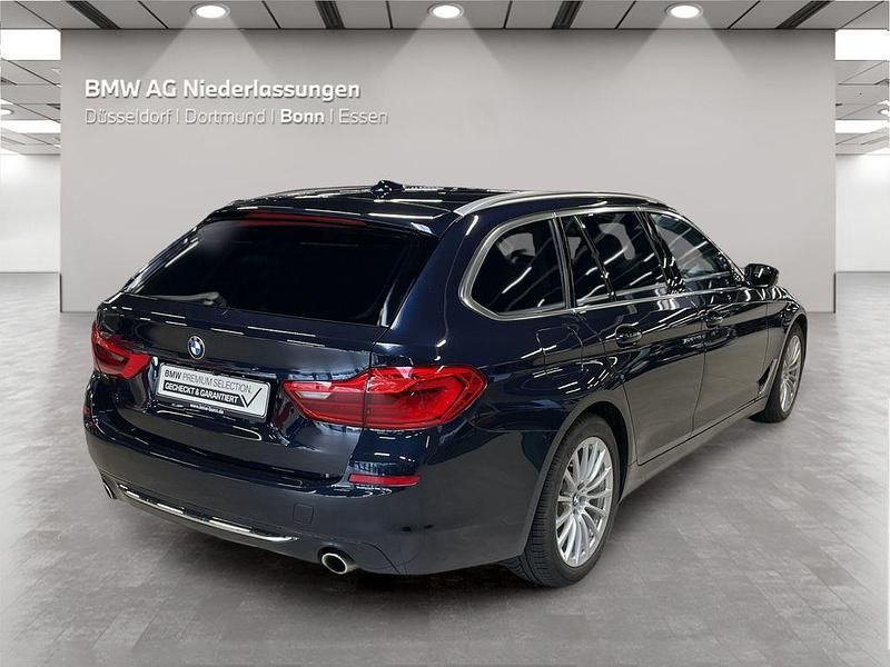 Gebraucht BMW 525 231 PS (169 kW) 2019 Blau Kombi