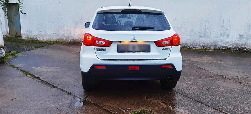 Gebraucht Mitsubishi ASX 150 PS (110 kW) 2011 Weiß SUV