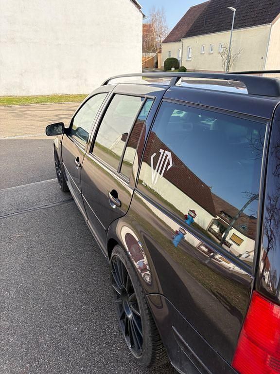 Gebraucht VW Bora Highline 150 PS (110 kW) 2002 Violett Kombi