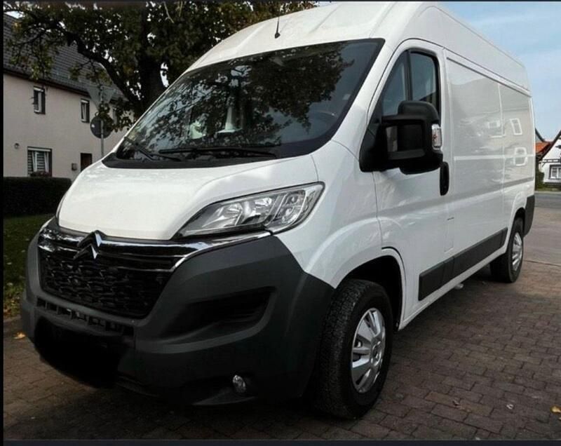Weiß Gebraucht 2015 Citroën Jumper Business Class Van / Kleinbus | 13.000 € (Superpreis) - Bild 1/4
