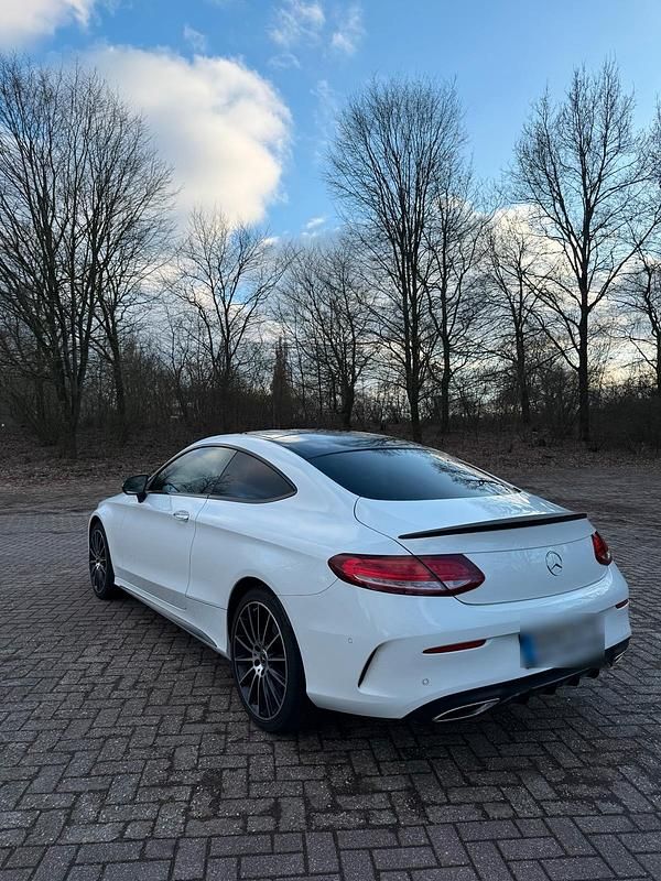 Usata Mercedes C250 2017 Bianco Coupé