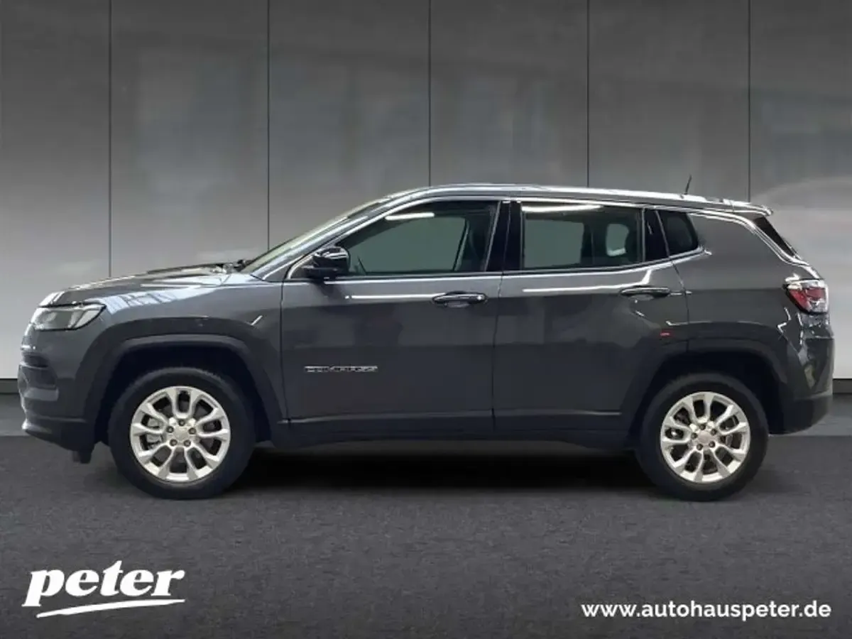Brugt Jeep Compass Altitude 129 HK (94 kW) 2024 Grå SUV