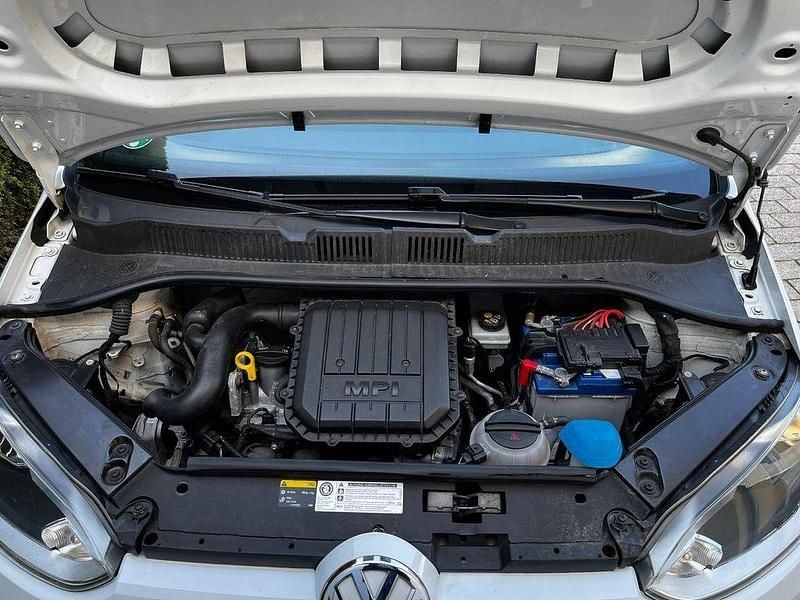 Gebraucht VW up! CLUB 75 PS (55 kW) 2016 Weiß Kleinwagen