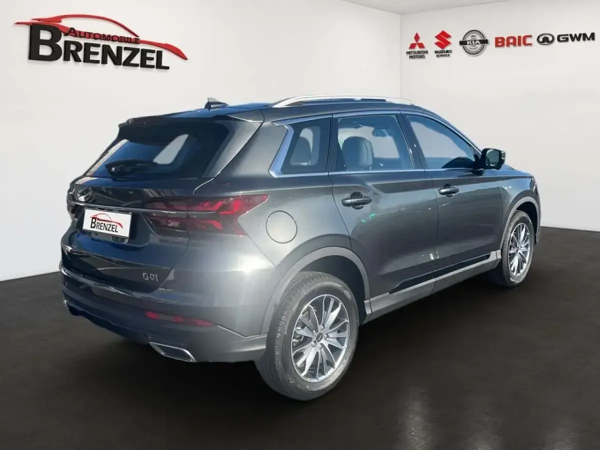 Gebraucht SWM G01 133 PS (97 kW) 2025 Graumetallic SUV