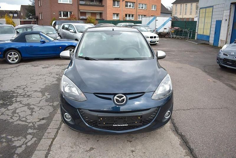 Gebraucht Mazda 2 Sendo 84 PS (61 kW) 2014 Blau Limousine