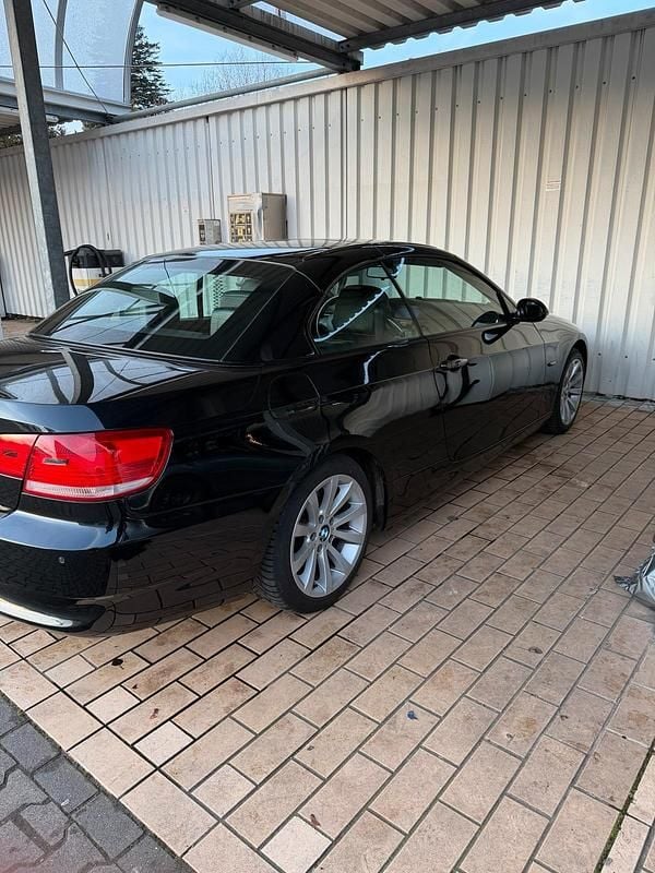 Gebraucht BMW 325 Cabriolet M Performance 218 PS (160 kW) 2007 Schwarz Cabrio