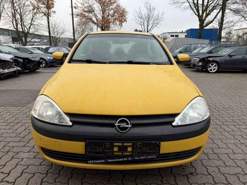 Gebraucht Opel Corsa 58 PS (42 kW) 2001 Gelb Kleinwagen